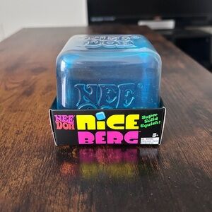 NEW UNOPENED Needoh Nice Berg Squishy Blue XL Jumbo